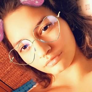 Meet your Posher, Monet